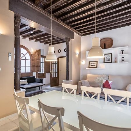 Bns Dauro Suites Гранада Экстерьер фото