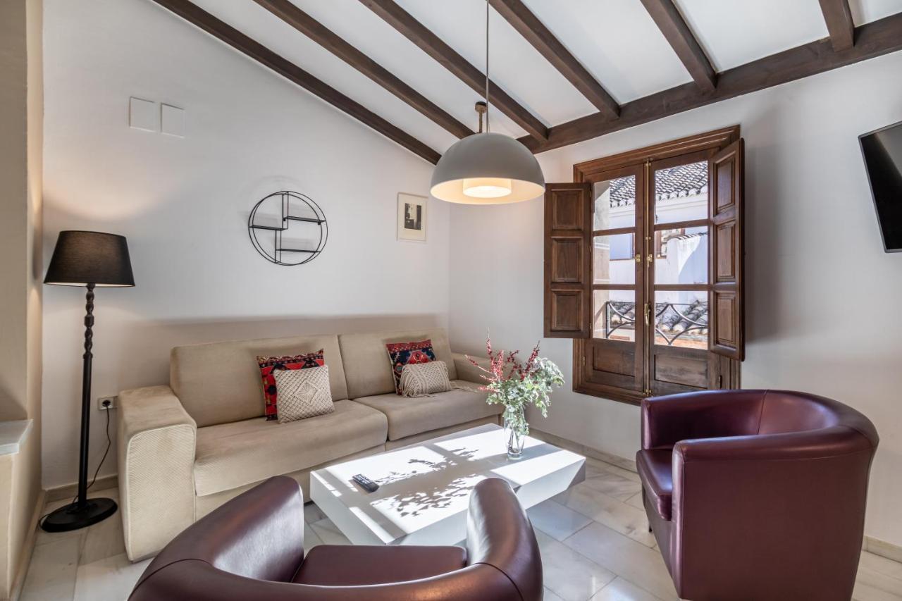 Bns Dauro Suites Гранада Экстерьер фото