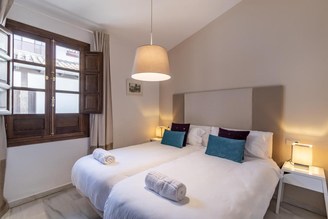Bns Dauro Suites Гранада Экстерьер фото