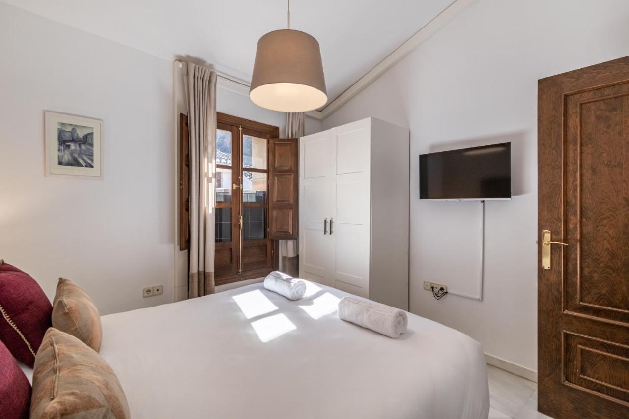 Bns Dauro Suites Гранада Экстерьер фото
